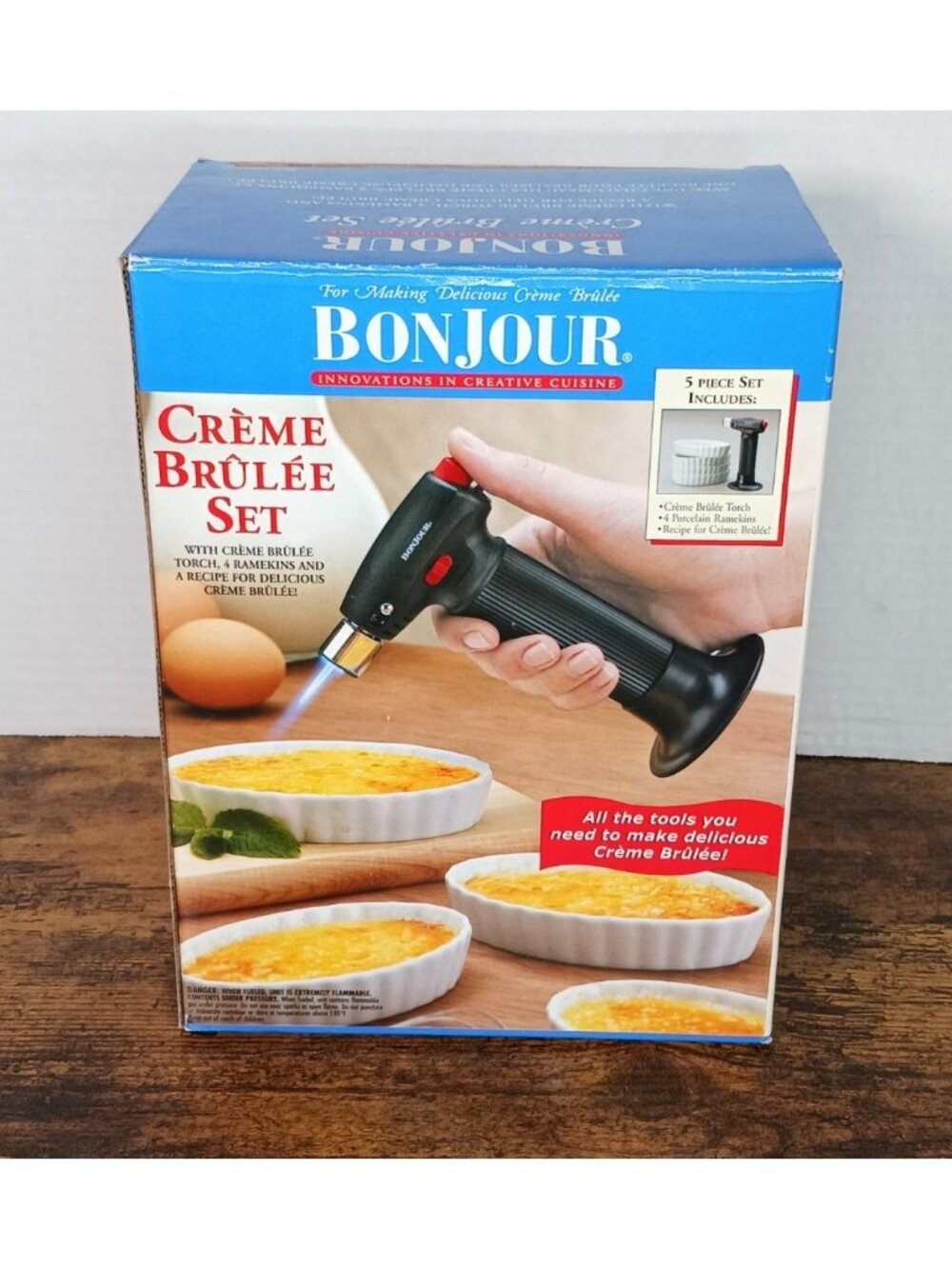 BONJOUR Creme Brulee Five Piece Set Torch and 4 Ramekins Unused